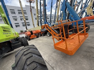 במת הרמה JLG 860SJ משומשת, 26 מטר, זרוע ישרה, פלטפורמת עבודה אווירית, מונעת דיזל/חשמלית, במצב טוב, במת הרמה מסוג בום. - Product Image 2