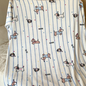 Coperta in Velluto Doppio Lato per Divano, Spessa e Calda, Ideale per Pisolini, Moderna e Perfetta per la Pausa Pranzo - Collezione Autunno Inverno - Product Image 3