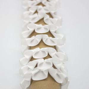 <span class=keywords><strong>Anglet</strong></span> dentelle blanche bricolage chapeaux tissu décoration ruban de satin plissé 10mm - Product Image 6