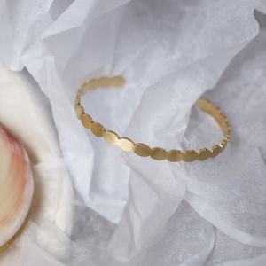 Brazalete de apertura de oro y acero inoxidable, Logo personalizado en forma de C, brazalete cepillado, 2020 - Product Image 6