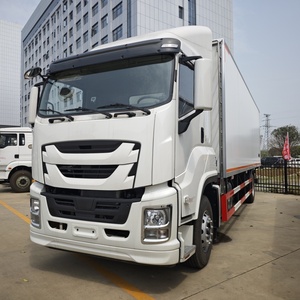 Camión Rígido GIGA 6x4 con Lona Inclinable, Capacidad de Carga de 15 Toneladas, para Transporte de Mercancías a Granel en Palés - Product Image 4