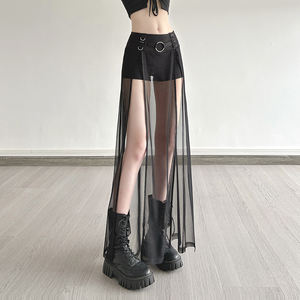 กระโปรงยาวทรงเข้ารูปสไตล์โกธิคพังก์ แต่งผ้าตาข่ายและผ้าปะติด  พร้อมกางเกงซับในแบบมีรอยผ่า  ตกแต่งด้วยหัวเข็มขัดโลหะ - Product Image 3