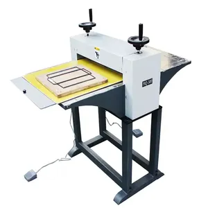 Mq500 mesin Die potong dan Creasing Manual, mesin cetak timbul kardus kertas Diy, pemotong Die Bed datar