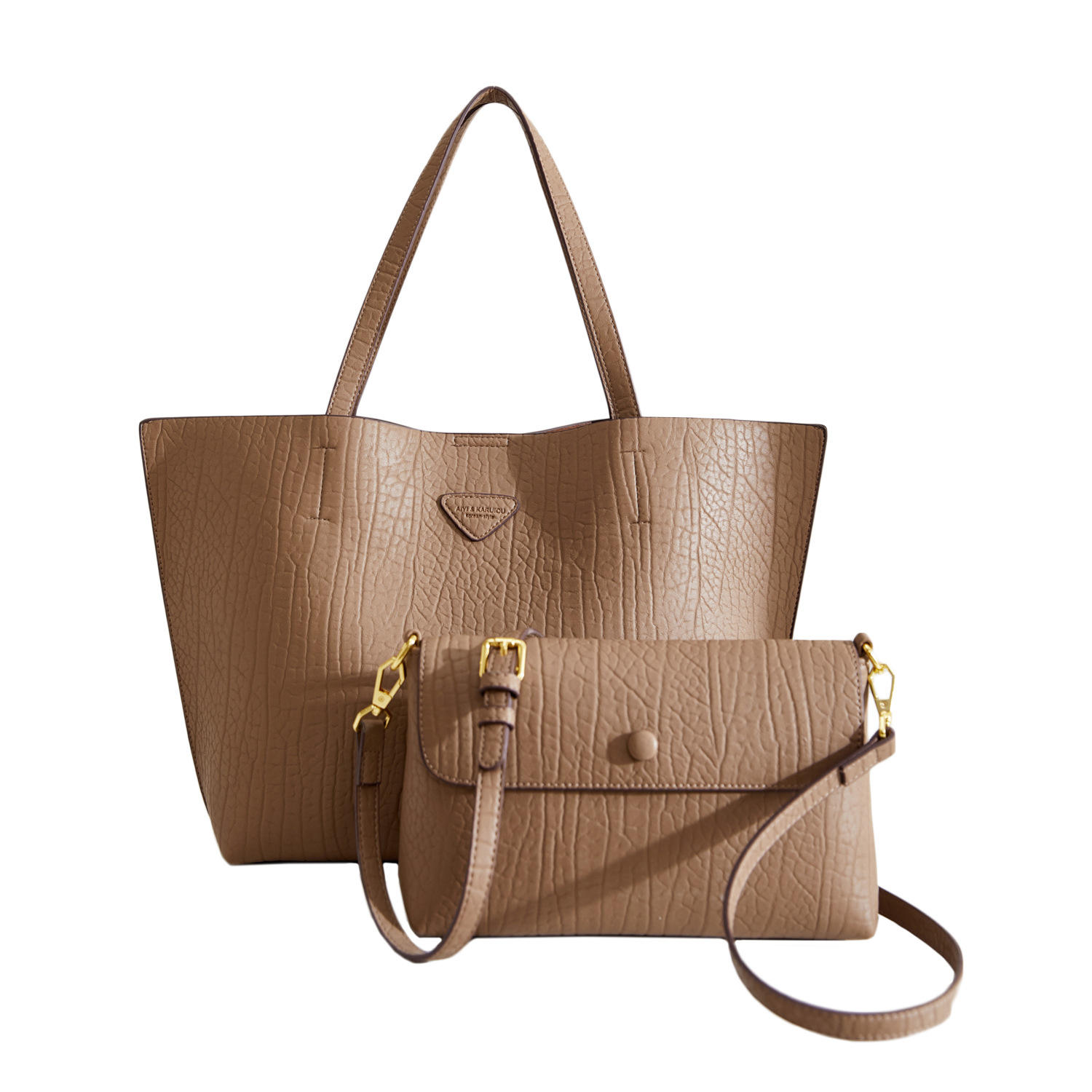 สีดำสีกากี