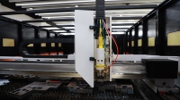 Machine de découpe laser pour métaux 6kw 8kw 12kw avec dispositif de remplacement automatique de la buse