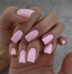24 pièces/ensemble, <span class=keywords><strong>faux</strong></span> <span class=keywords><strong>ongles</strong></span> courts carrés en ABS blancs à motifs de cœurs mignons, pour femmes, <span class=keywords><strong>mariée</strong></span>, Y2K, fournitures pour <span class=keywords><strong>ongles</strong></span> pressés pour les doigts - Product Image 1