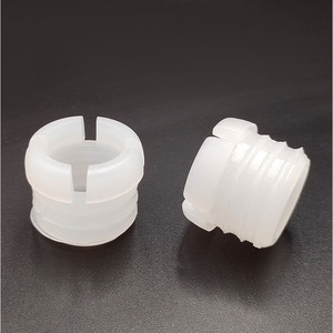 Coussinets de protection antidérapants en plastique pour pieds de chaise et pieds de table, couleur bleue - Product Image 3