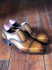 Squisita fattura <span class=keywords><strong>scarpe</strong></span> eleganti da <span class=keywords><strong>uomo</strong></span> Oxford in pura <span class=keywords><strong>pelle</strong></span> da <span class=keywords><strong>uomo</strong></span> in pizzo <span class=keywords><strong>marrone</strong></span> su misura Goodyear Welted <span class=keywords><strong>scarpe</strong></span> fatte a mano - Product Image 5