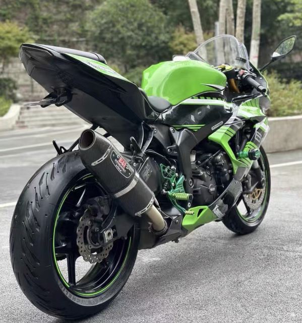 Best Street Racing Motorcycles for 2025