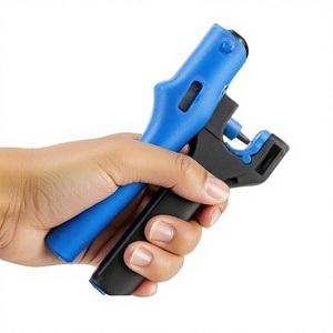 DaringFish Perforador de Tubos de PE de 4mm Tipo Agarre, Boquilla de <span class=keywords><strong>Goteo</strong></span> para Manguera de Suministro de Agua, Microaspersor Atomizador Manual para el Hogar - Product Image 1