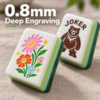 Jeu de tuiles de mahjong américain vert, tuiles translucides marbrées avec des motifs gravés de Joker et de fleurs, idéal pour les cadeaux