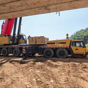 Grue sur chenilles SANY d'occasion 2020, 450t, modèles STC2200, STC800E5, STC550T5, STC250H, 200 tonnes, avec moteur et boîte de vitesses - Product Image 1