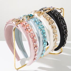 Serre-tête coréen en strass de cristal, accessoires élégants et personnalisés pour mariée et fête de mariage - Product Image 1