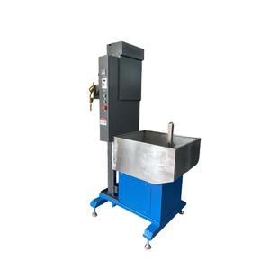 Nouvel élévateur à injection entièrement automatique pour l'emballage alimentaire, conception nouvelle et entièrement adaptée aux produits. - Product Image 6