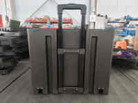 Accessoires pour Flight Case en LLDPE 2U 3U 4U 6U pour équipement de scène, OEM/ODM personnalisé, léger, classé IP66, boîtier en plastique