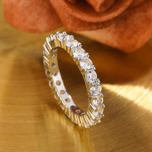 Anillo de Plata 925 Pulido, Anillo Clásico de Plata de Ley, Anillos Delgados Minimalistas Apilables para Mujer - Product Image 1