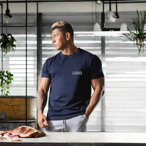 เสื้อยืดแขนสั้นผ้าฝ้าย 100% ทรงสลิมฟิต ยืดได้ เหมาะสำหรับออกกำลังกาย เล่นกีฬา ใส่ในยิม  ขายส่งสำหรับฤดูร้อน  แบบเรียบๆ ไม่มีลาย  สำหรับผู้ชาย  รับสั่งทำ - Product Image 3