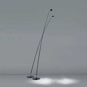 Lampada da Terra Verticale Moderna Minimalista Nordica Italiana con Asta Lunga per Uso in Giardino - Product Image 4