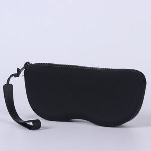 Étui de voyage étanche pour <span class=keywords><strong>lunettes</strong></span> Sac de rangement pour <span class=keywords><strong>lunettes</strong></span> en silicone Étui à <span class=keywords><strong>lunettes</strong></span> portable et durable pour la plupart des <span class=keywords><strong>lunettes</strong></span> et <span class=keywords><strong>lunettes</strong></span> de soleil - Product Image 2