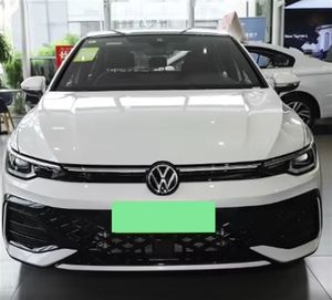Usado para Golf <span class=keywords><strong>2022</strong></span> 1.4TSI 8 R-Line Sedán Automático 1-25000 Millas Asientos de Cuero Luces LED Techo Solar - Product Image 1