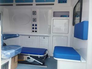 Nouvelle ambulance médicale diesel 120, équipement médical complet d'urgence, transmission automatique, personnalisable, vente directe d'usine - Product Image 4