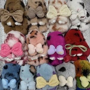 Nouveau Porte-<span class=keywords><strong>clés</strong></span> Lapin en Peluche Créatif et Tendance avec Poils Véritables et Motif Tacheté, Breloque de Sac, Jouet Lapin Mignon avec Nœud et Anneau Porte-<span class=keywords><strong>clés</strong></span> - Product Image 3