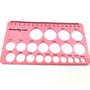 Carte de mesure 18x10cm avec trous circulaires pour la mesure de la taille du mamelon du tire-lait - Product Image 4