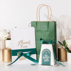 Custom Logo Printed Kraft Paper Carrier Bag for Clothing and Shoes Xmas Merry Christmas Party Gift Digital Printing - Product Image 1