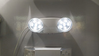 Lampe de secours LED double spot à succès, en plastique, avec batterie de secours, pour usage intérieur, garantie 4 ans