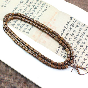 สร้อยข้อมือไม้จันทน์ทอง 108 เม็ด ขนาด 8 มม. สไตล์โบราณจีน เครื่องประดับทางศาสนาสำหรับทั้งชายและหญิง - Product Image 4