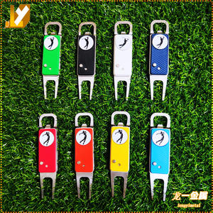Tournois Accessoire Blanc mit Coin Acier nouveau Lecteur <span class=keywords><strong>Or</strong></span> Lourd Flip chien Nettoyage pas Uomo Presse Métal Magnétisé Golf Marker - Product Image 1