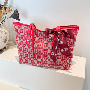 Borsa da Donna in Stile Cinese per Matrimonio, Borsa a Tracolla <span class=keywords><strong>Rossa</strong></span> Grande Capacità con Foulard in Seta - Product Image 2