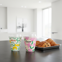 Vasos de Plástico PP con Diseño Floral de Dibujos Animados al por Mayor, 300ml 90mm, Proceso IML, Temática de Primavera, Tapas Esmeriladas Engrosadas, Marca Personalizada, para Té con Leche