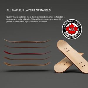 Mini Skateboard Professionnel en Bois avec Roues à Roulements – Jouet de Collection pour Enfants et Adultes - Product Image 3