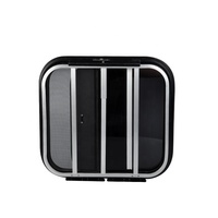 Fenêtre coulissante pour mangeoire de remorque à chevaux