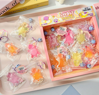 Porte-clés animaux, jouets anti-stress, slime moelleux, ensemble de jeu sensoriel en vrac avec boîte cadeau colorée, matériau TPR pour les enfants de 5 à 7 ans