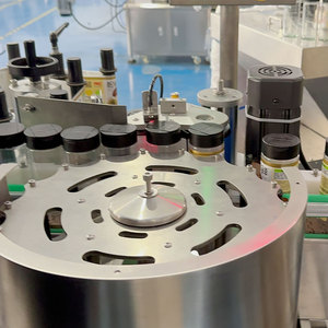 Máquina Etiquetadora Automática para Botellas de Alimentos, Cosméticos, Bebidas y Líquidos Orales, para Envases Redondos de Vidrio, Metal y Plástico - Product Image 3