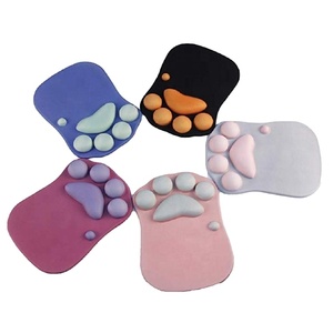 Tapis de souris 3D en silicone personnalisés avec logo imprimé, repose-poignets, couleur et taille sur mesure - Product Image 2