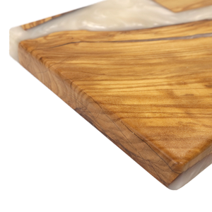 <span class=keywords><strong>Tagliere</strong></span> di Lusso in Legno d'Ulivo e Resina Epossidica Bianca, Design Artistico per Servire e Tagliare Salumi e Formaggi - Product Image 4