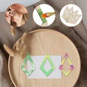 Boucles d'oreilles irrégulières en bois écologique poli, gravées au laser, design personnalisé, cadeau de vacances, vente en gros - Product Image 3