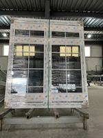 Portes et fenêtres modernes en aluminium à battants contre les ouragans pour la maison