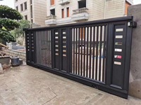 Conception coulissante automatique de porte de cour en aluminium robuste de style classique pour les villas et les maisons Clôtures d'art élégantes