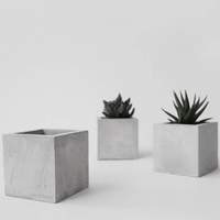 Pot de plantes intérieur et extérieur personnalisé en usine Pots de fleurs en ciment au design moderne minimaliste en béton à bon prix