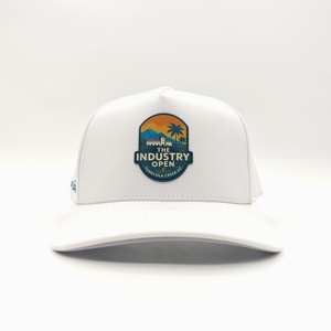 Casquette de golf Prime 5 panneaux unie imperméable avec logo en silicone personnalisé, faible MOQ, OEM, perforations laser, équipement premium pour club de golf - Product Image 5