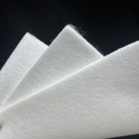 Géotextile non tissé aiguilleté en polypropylène anti-âge pour le renforcement des fondations ferroviaires