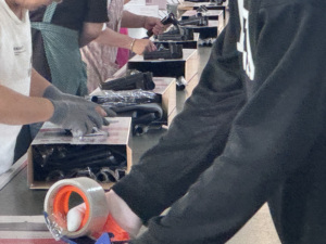 Draagbare Verhoogde Verhoogde Massieve Patroon Smeedijzeren Huisdierenbedje Waterdichte Verhoogde Hondenmand En Dierenhuis Voor Kamperen - Product Image 6