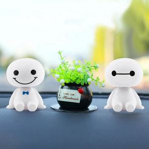 Jouets de Robot en plastique de dessin animé mignon secouant la tête poupée décoration automobile tableau de bord intérieur de voiture jouets tête de Bobble ornement de voiture - Product Image 2