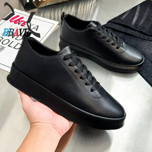 Zapatos Negros para Hombre, Zapatos de Skate de Una Pieza, Zapatos Sin Cordones con Punta Redonda, Zapatillas Casuales Ligeras, Calzado Plano para Comercio Exterior Transfronterizo - Product Image 5