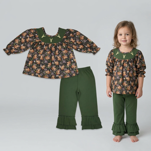 Ensemble pantalon et haut brodé motif cerf camouflage vert à manches longues pour filles - Collection Automne - Product Image 1