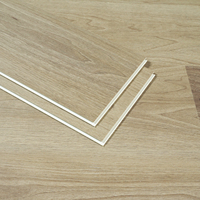 Carreaux en plastique LVT LVP étanches à l'humidité revêtement de sol SPC avec verrouillage par clic planche de vinyle imperméable vinyle PVC revêtement de sol résistant à l'usure